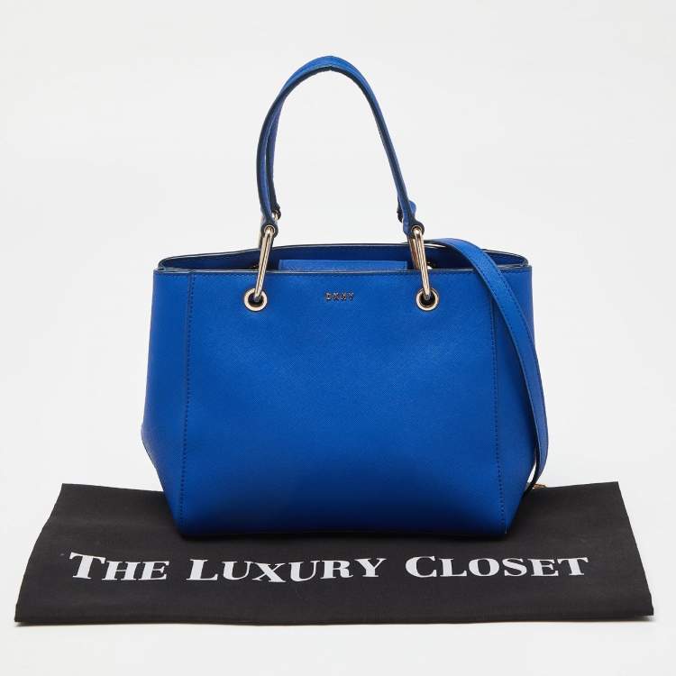 Pre Owned DKNY Blue Leather Julius MD Zip Tote