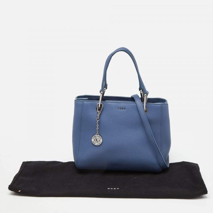 Pre Owned DKNY Blue Leather Julius MD Zip Tote