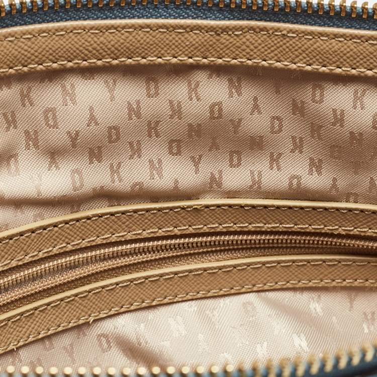 Pre Owned Dkny Light Blue Leather Camille Dome Shoulder Bag