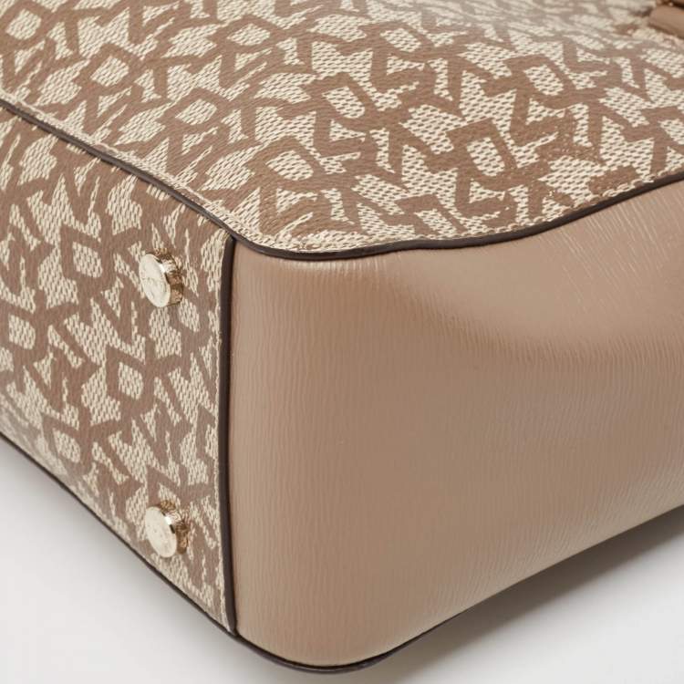 Pre Owned DKNY Beige Signature Coated Canvas and Leather Chain Tote