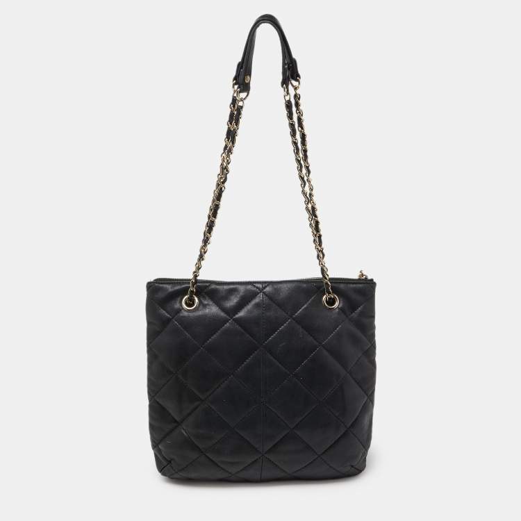 Pre Owned DKNY Black Quilted Leather Zip Shoulder Bag