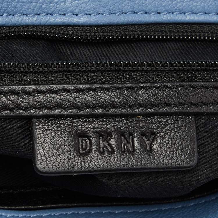 Pre Owned DKNY Blue Pinstripe Quilted Leather Small Gansevoort Flap Shoulder Bag