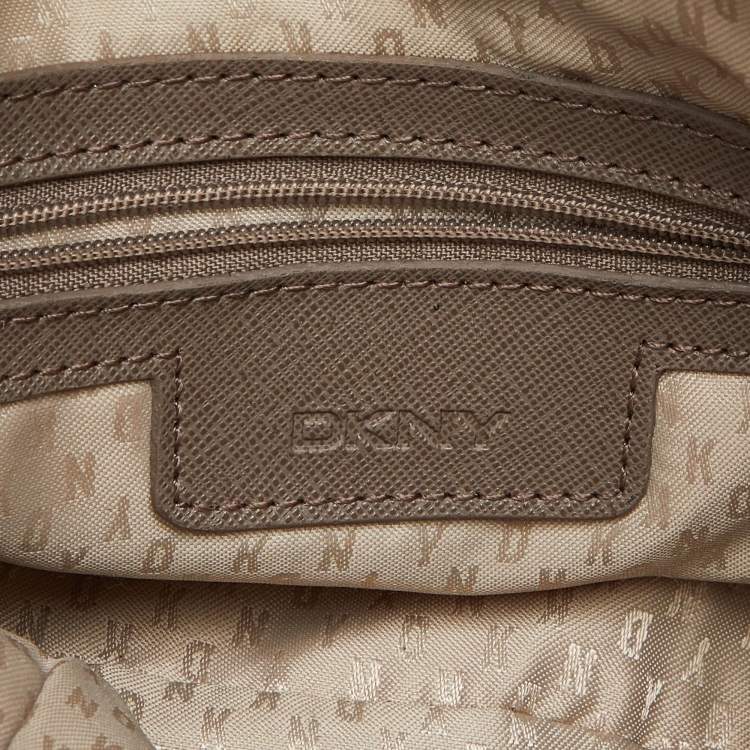 Pre Owned DKNY Beige Leather Chain Shoulder Bag