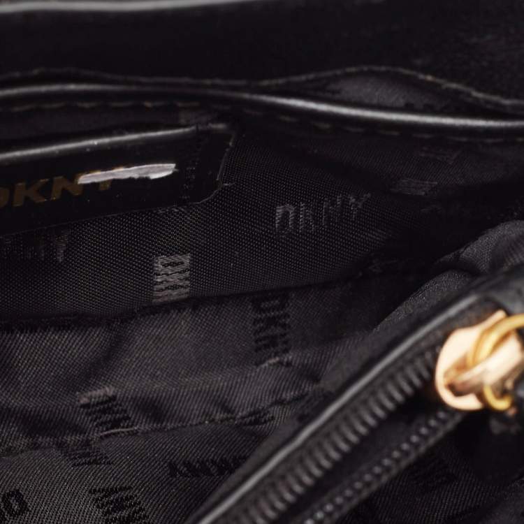 Pre Owned Dkny Black Quilted Leather Willow Chain Clutch