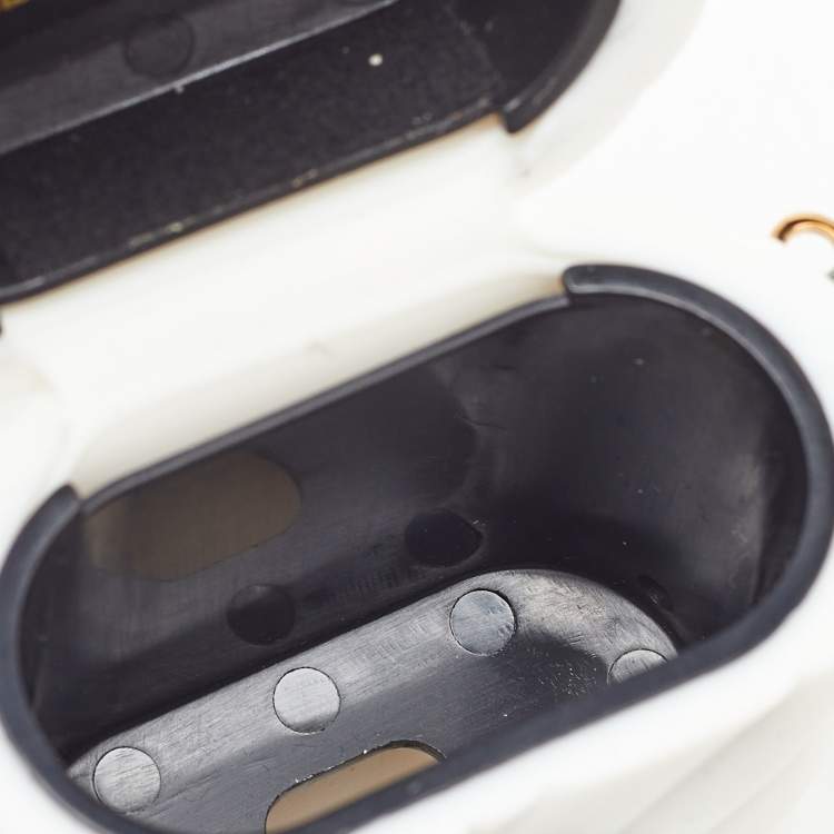 Pre Owned Dolce & Gabbana White Silicone Devotion Heart AirPods Case