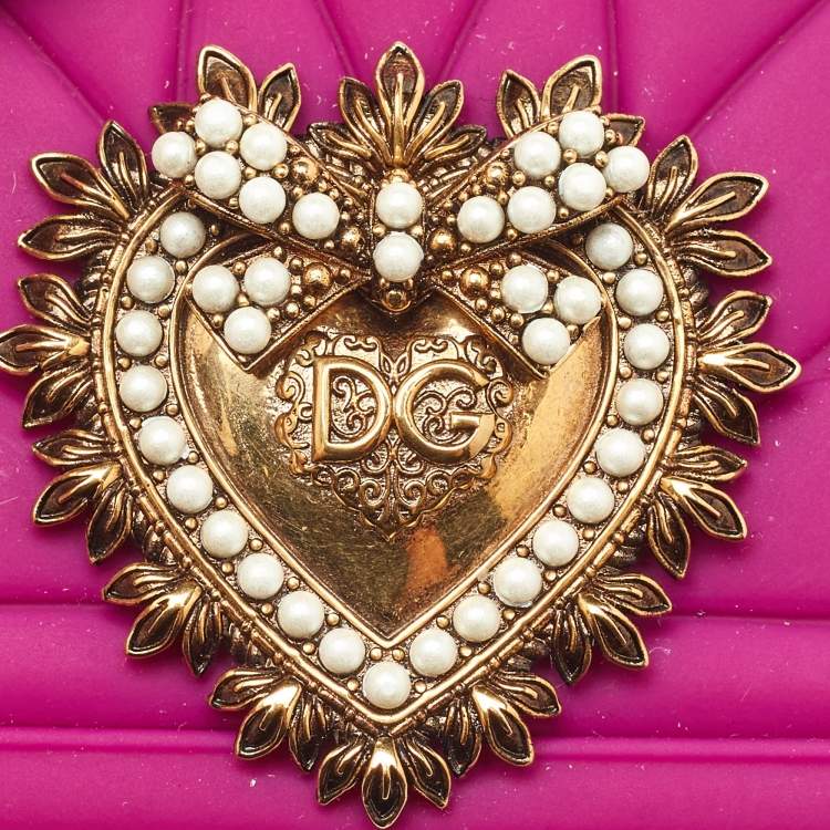 Pre Owned Dolce & Gabbana Pink Silicone Devotion Heart AirPods Case