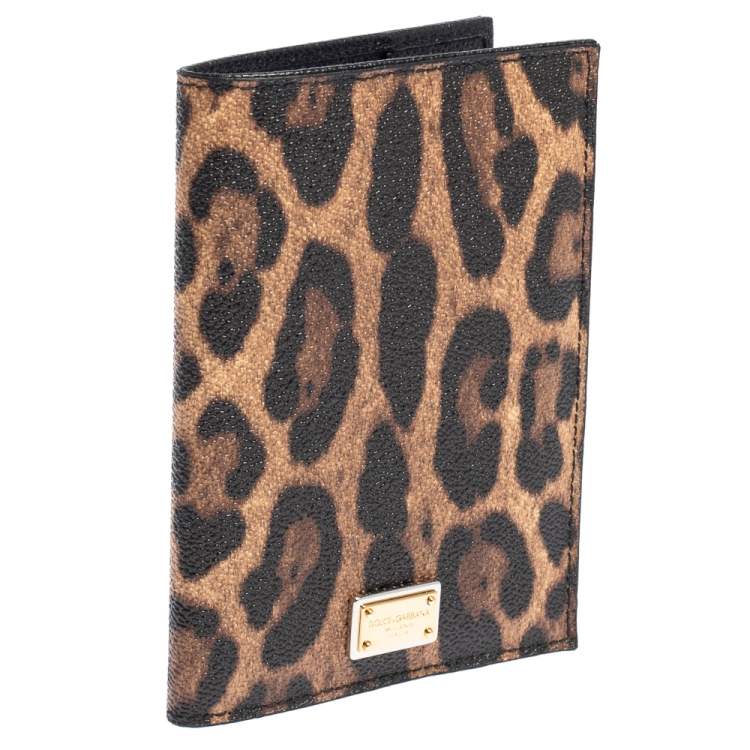 Pre Owned Dolce & Gabbana Brown/Black Animal Print Coated Canvas Passport Holder
