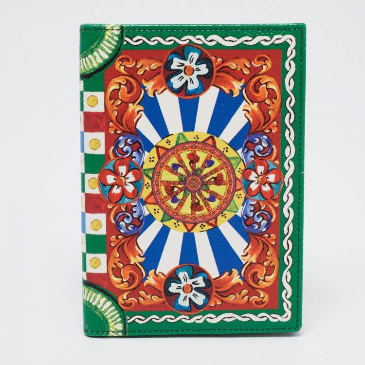 Pre Owned Dolce & Gabbana Multicolor Printed Leather Passport Holder