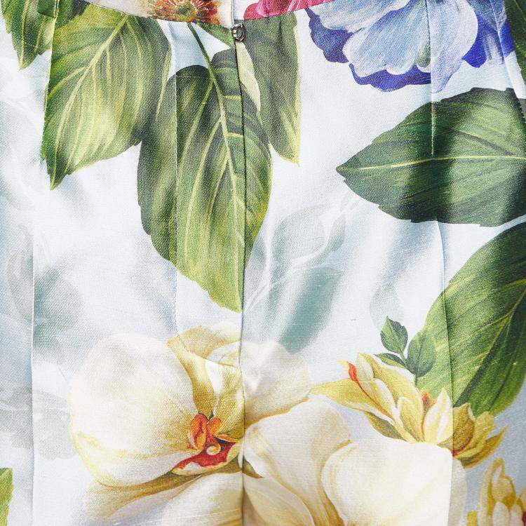 Pre Owned Dolce & Gabbana Blue Floral Print Silk Shorts S (IT 40)