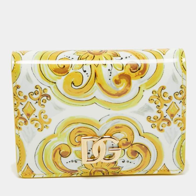Pre Owned Dolce & Gabbana Yellow Majolica Print Patent and Leather Flap Card Case