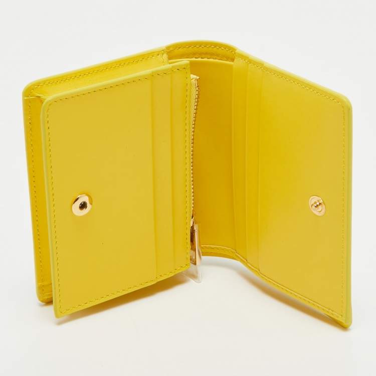 Pre Owned Dolce & Gabbana Yellow Majolica Print Patent and Leather Flap Card Case
