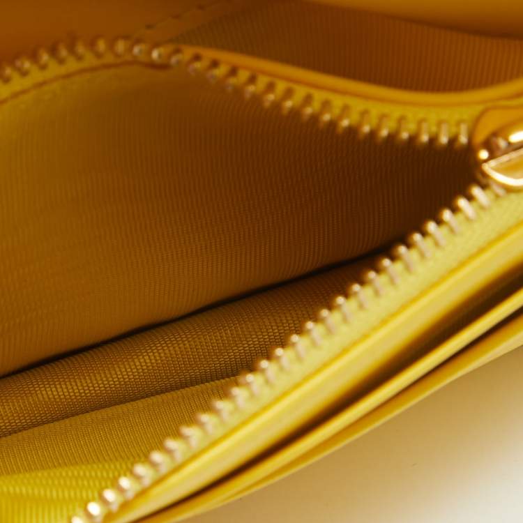 Pre Owned Dolce & Gabbana Yellow Majolica Print Patent and Leather Flap Card Case