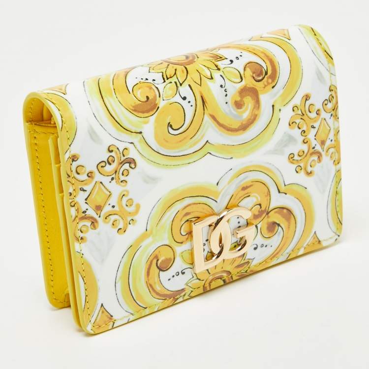 Pre Owned Dolce & Gabbana Yellow Majolica Print Patent and Leather Flap Card Case