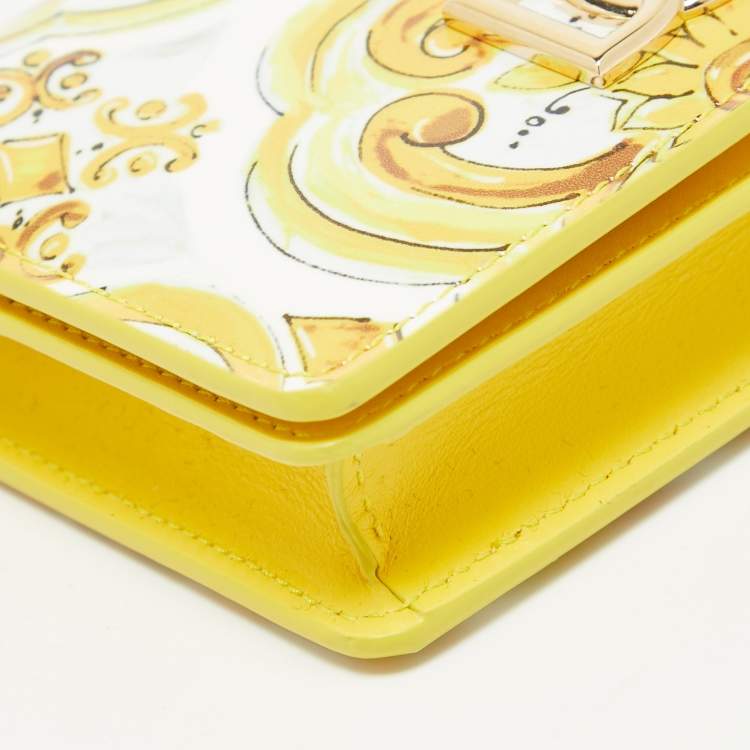 Pre Owned Dolce & Gabbana Yellow Majolica Print Patent and Leather Flap Card Case
