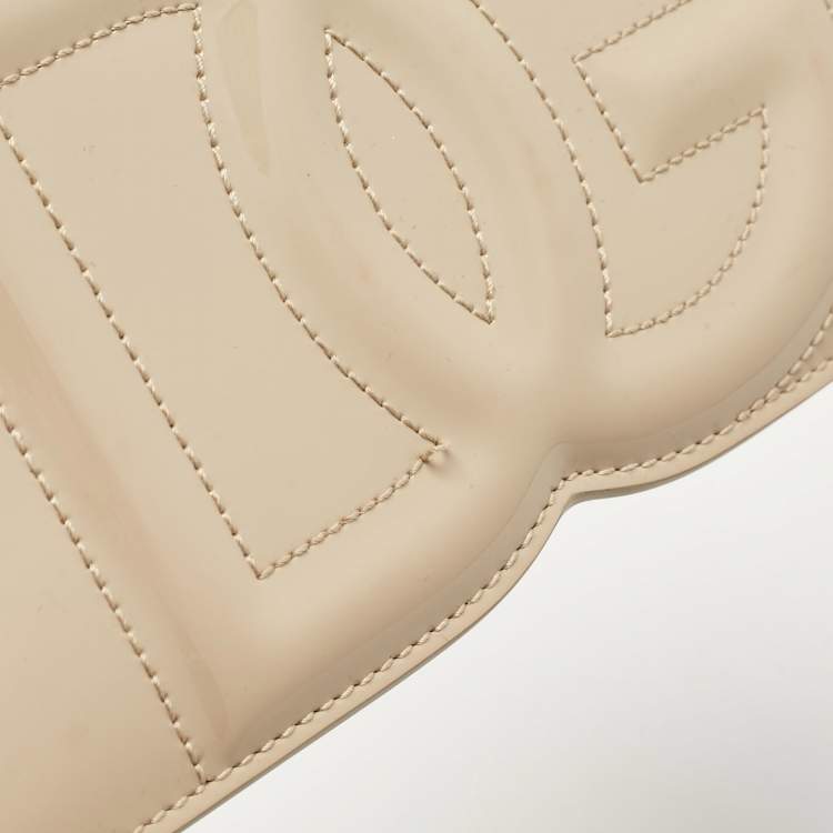 Pre Owned Dolce & Gabbana Beige Patent Leather DG Logo Embossed Clutch Bag