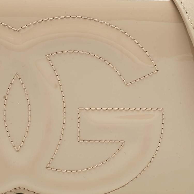 Pre Owned Dolce & Gabbana Beige Patent Leather DG Logo Embossed Clutch Bag