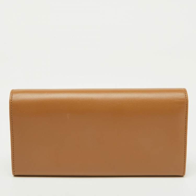 Pre Owned Dolce & Gabbana Beige Leather Flap Continental Wallet