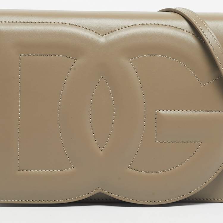 Pre Owned Dolce & Gabbana Beige Leather DG Logo Flap Bag