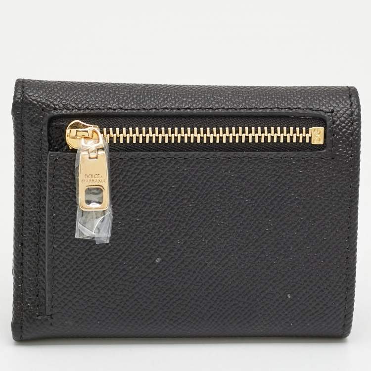 Pre Owned Dolce & Gabbana Logo Plaque Black Leather Trifold Wallet