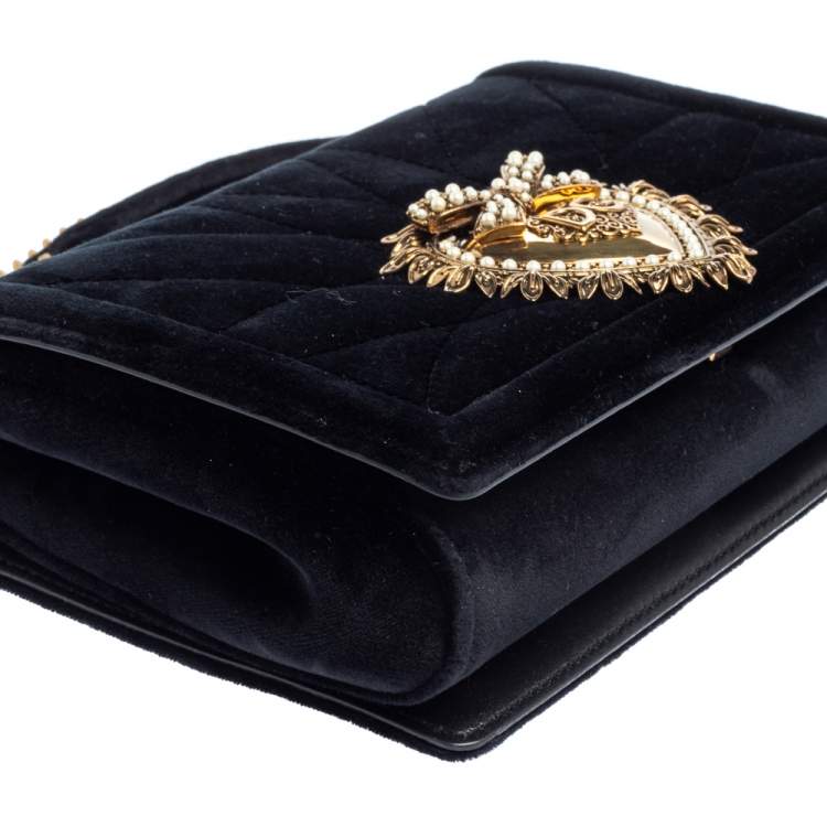 Pre Owned Dolce & Gabbana Black Matelassé Velvet Devotion Chain Shoulder Bag