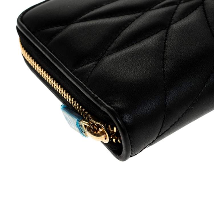 مملوكة مسبقًا Dolce & Gabbana Black Matelasse Leather Devotion Zip Around Wallet