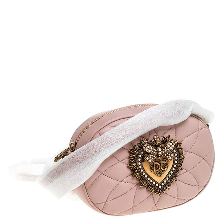مملوكة مسبقًا Dolce & Gabbana Blush Pink Matelasse Leather Devotion Camera Crossbody Bag