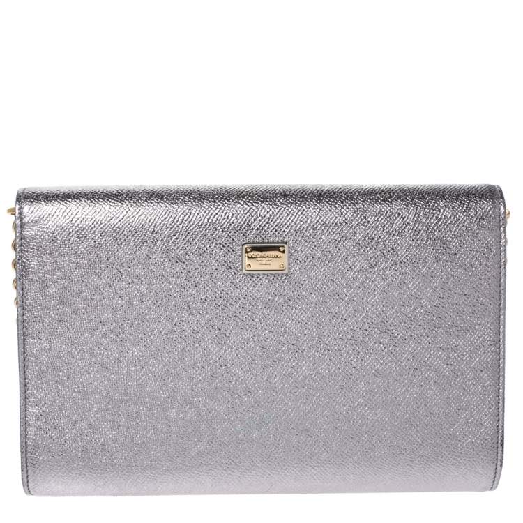Pre Owned Dolce & Gabbana Metallic Silver Leather Millennials Chain Clutch