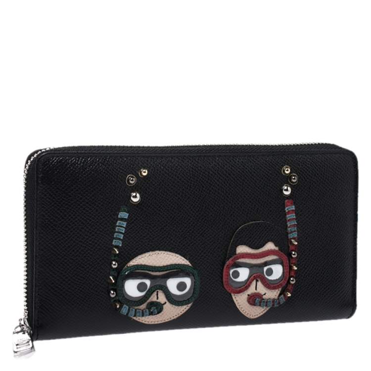 Pre Owned Dolce & Gabbana Black Leather DG Family Patch Zip Around Wallet