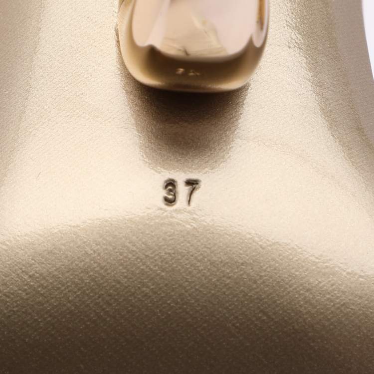 Pre Owned Dolce & Gabbana Gold Leather Keira Ankle Strap Sandals Size 37
