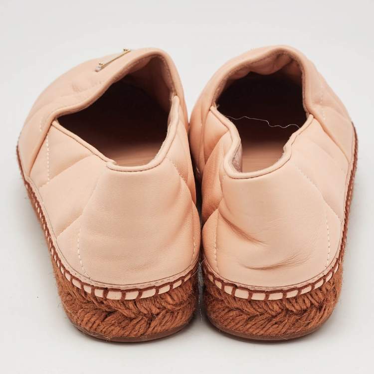 مملوكة مسبقًا Dolce & Gabbana Beige Leather Espadrille Flats Size 39