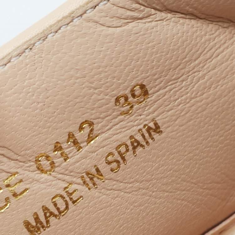 مملوكة مسبقًا Dolce & Gabbana Beige Leather Espadrille Flats Size 39
