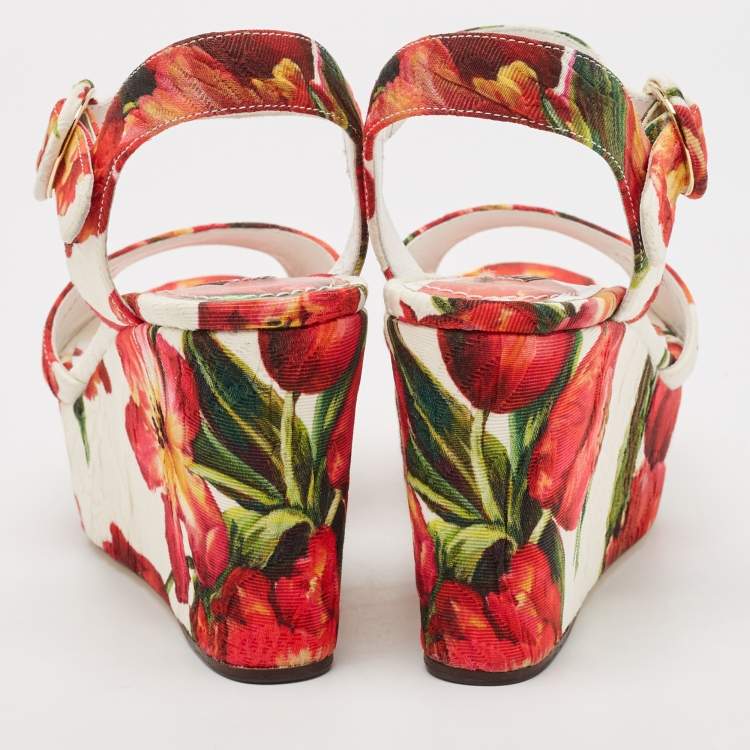 مملوكة مسبقًا Dolce & Gabbana Multicolor Floral Printed Fabric Platform Wedge Sandals Size 35