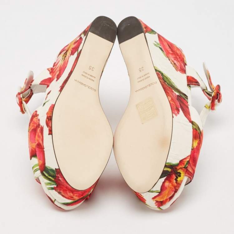مملوكة مسبقًا Dolce & Gabbana Multicolor Floral Printed Fabric Platform Wedge Sandals Size 35