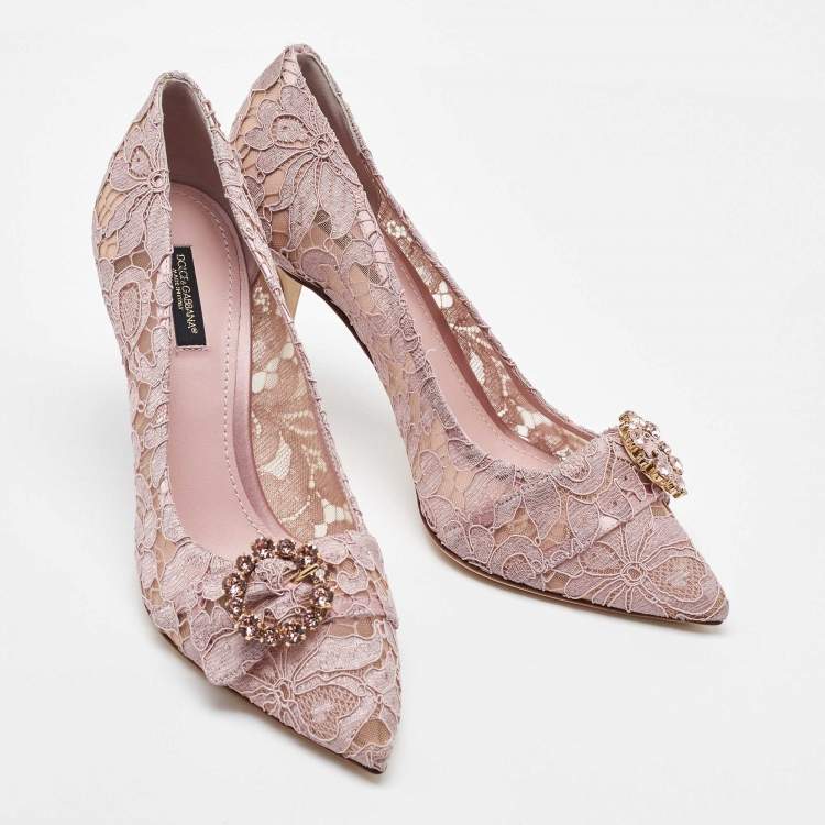 Pre Owned Dolce & Gabbana Light Pink Lace Crystal Buckle Pumps Size 40