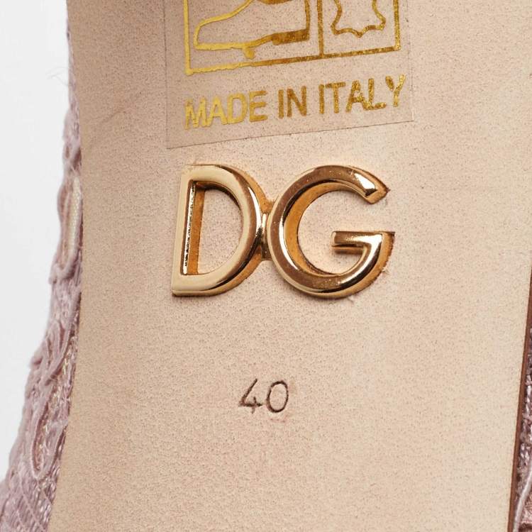 Pre Owned Dolce & Gabbana Light Pink Lace Crystal Buckle Pumps Size 40