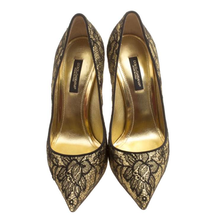 Pre Owned Dolce & Gabbana Metallic Gold Glitter and Black Chantilly Lace Pointed Toe Pumps Size 36