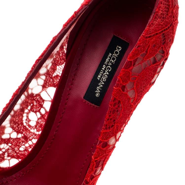 Pre Owned Dolce & Gabbana Red Lace Peep Toe Platform Pumps Size 39.5