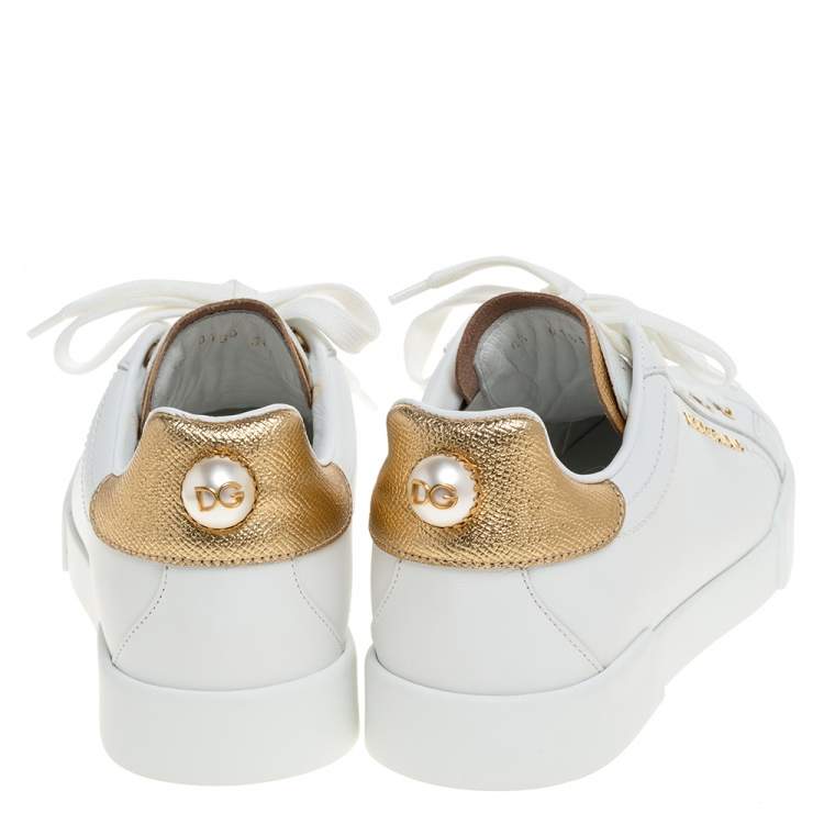 مملوكة مسبقًا  Dolce & Gabbana White/Gold Leather Portofino Pearl Embellished Low Top Sneakers Size 38.5