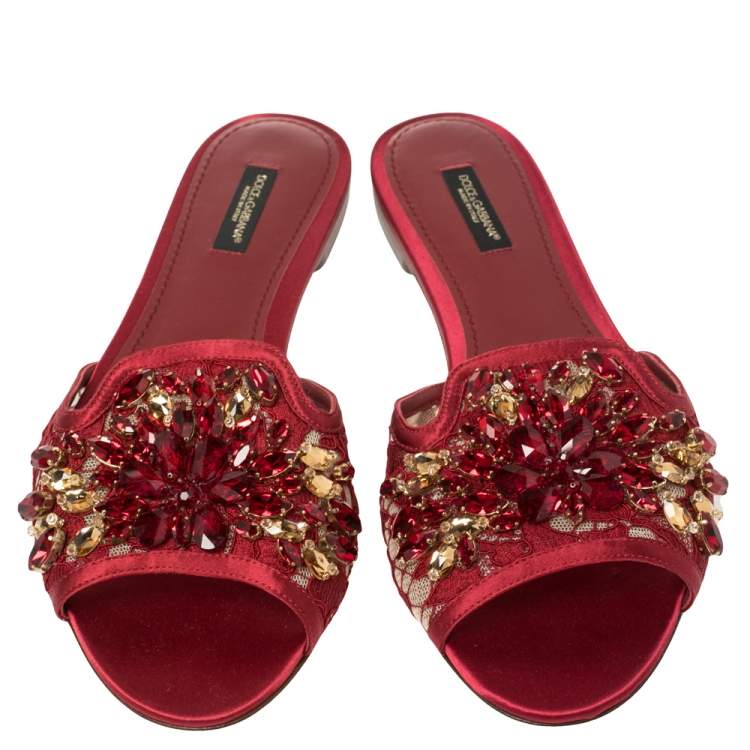 Pre Owned Dolce & Gabbana Burgundy Lace Crystal Embellished Flats Size 38.5