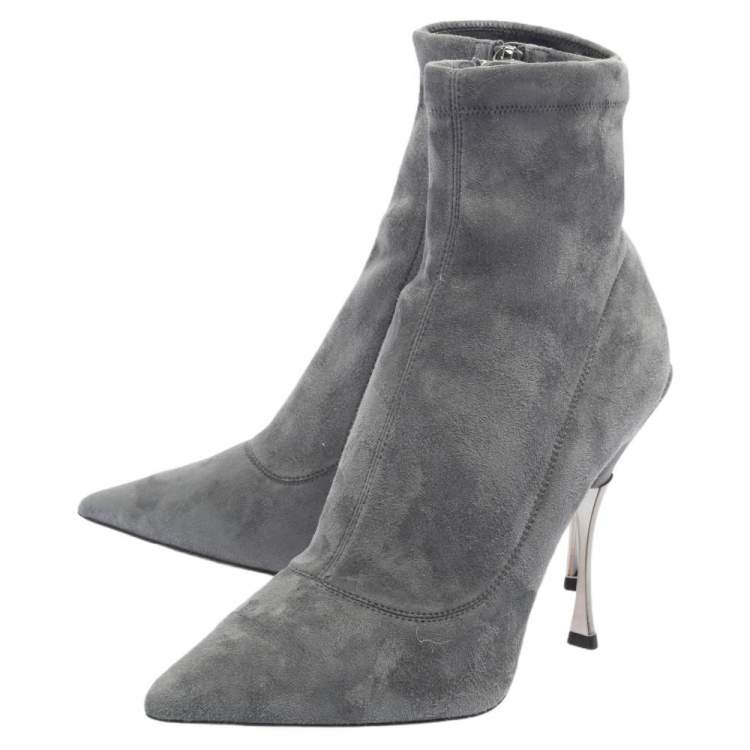 Pre Owned Dolce & Gabbana Grey Suede Pointed Toe Booties Size 39