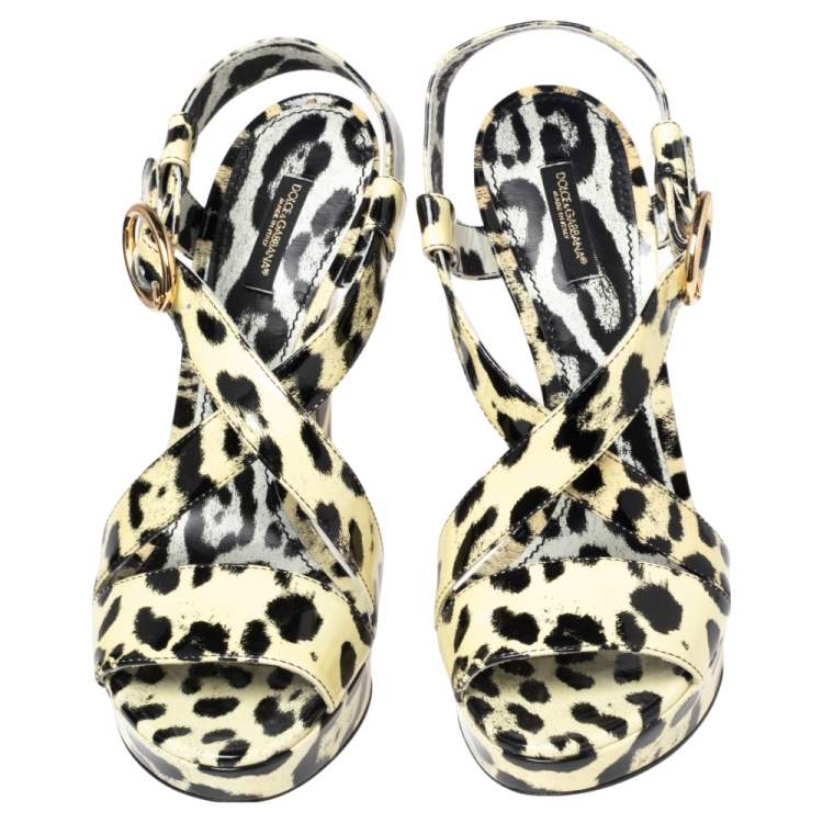 Pre Owned Dolce & Gabbana Cream-Black Patent Leather Ankle Strap Platform Sandals Size 41