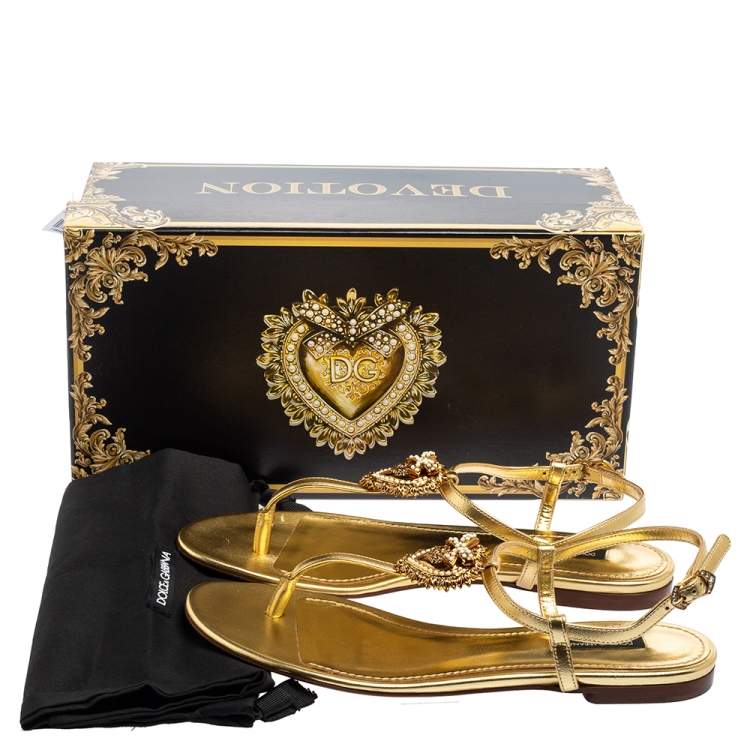Pre Owned Dolce & Gabbana Gold Leather Devotion T-Strap Flat Sandals Size 38.5