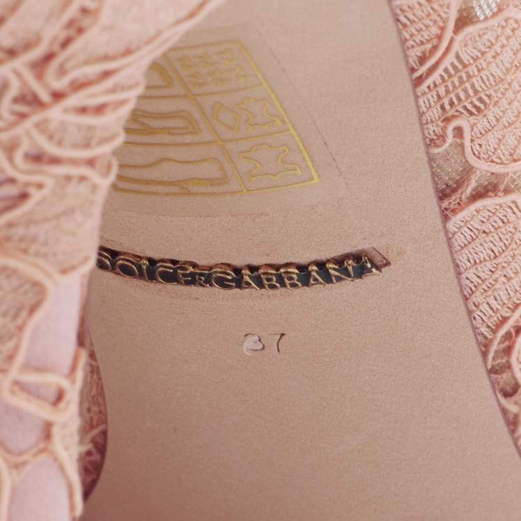 Pre Owned Dolce & Gabbana  Beige Lace Bellucci Crystal Embellished Pumps Size 37