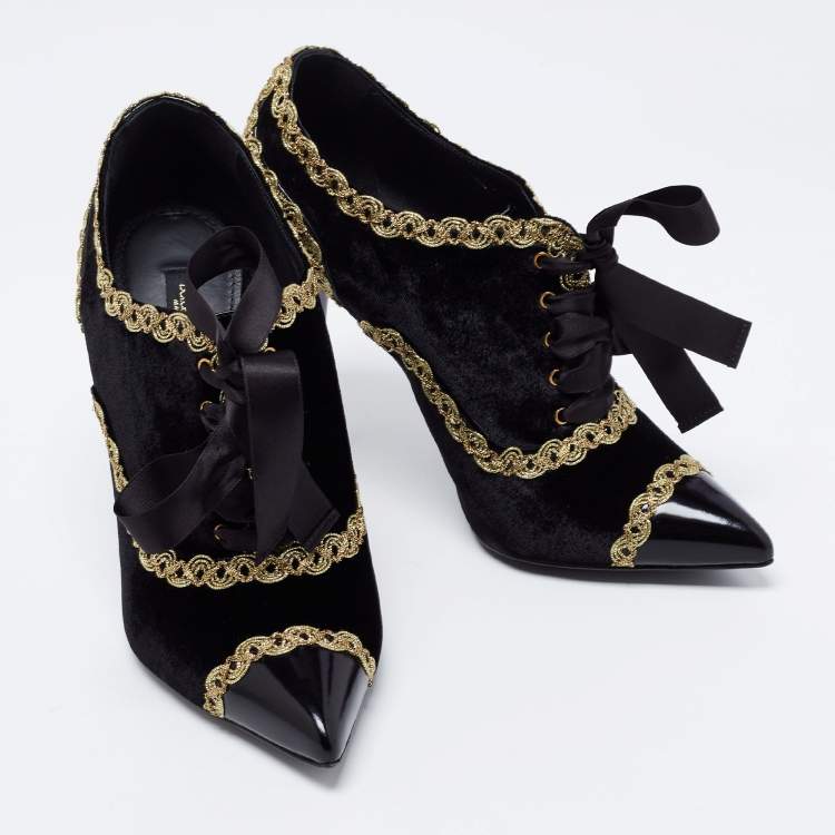 Pre Owned Dolce & Gabbana Black Velvet And Leather Lace Up Pointed Toe Booties Size 38