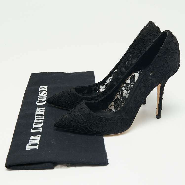 مملوكة مسبقًا Dolce & Gabbana Black Floral Lace Pointed Toe Pumps Size 37.5