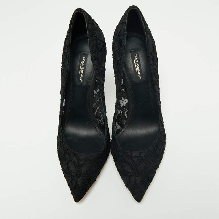 مملوكة مسبقًا Dolce & Gabbana Black Floral Lace Pointed Toe Pumps Size 37.5