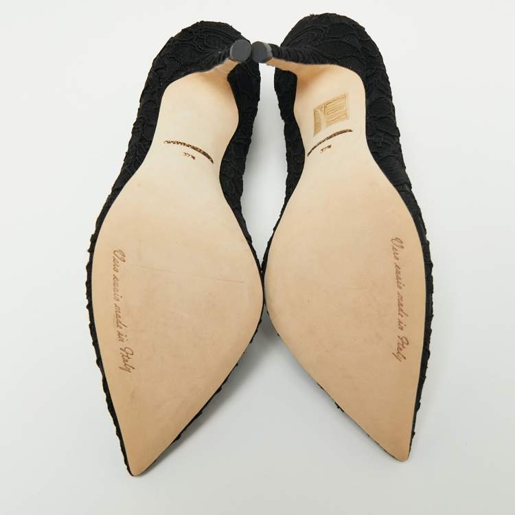 مملوكة مسبقًا Dolce & Gabbana Black Floral Lace Pointed Toe Pumps Size 37.5