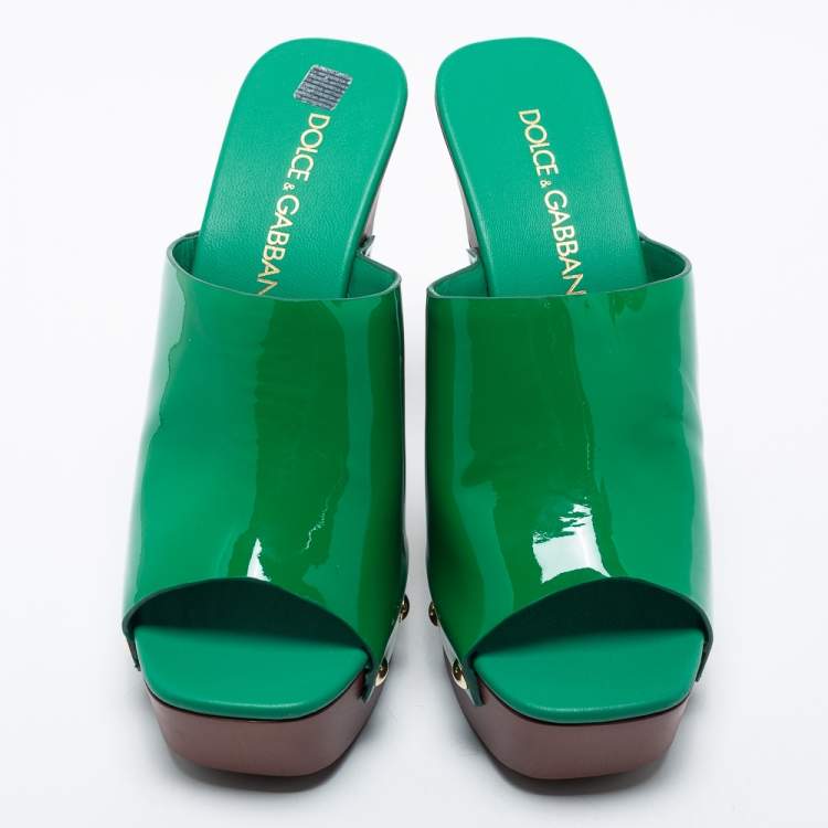 Pre Owned Dolce & Gabbana Green Patent Leather Brigitte Stud Detail Heeled Clog Sandals Size 39