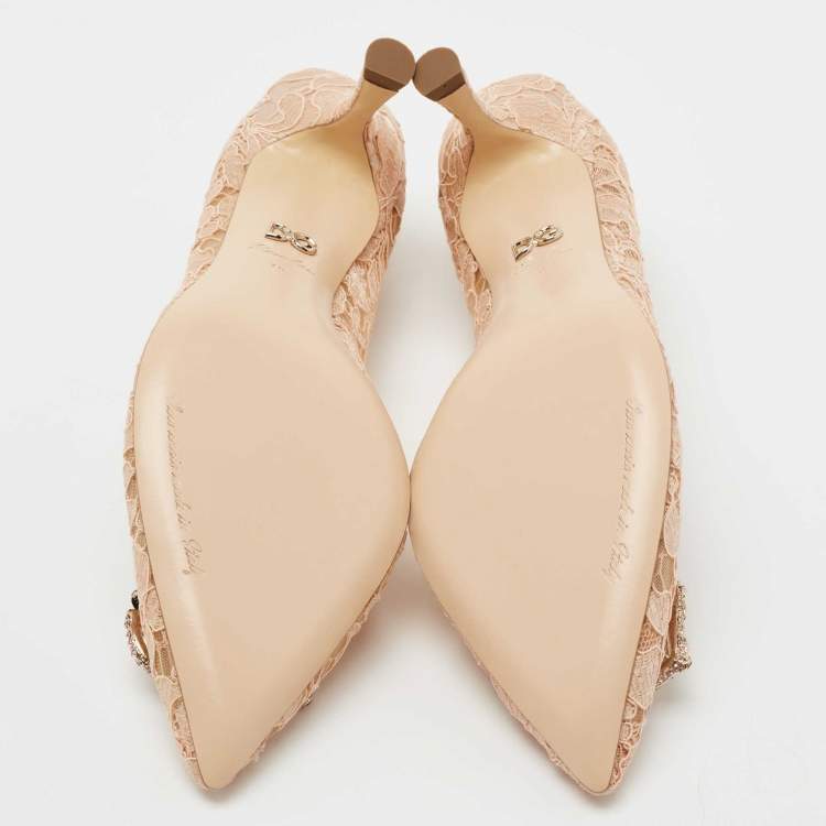 Pre Owned Dolce & Gabbana Beige Lace DG Amore Pointed Toe Pumps Size 40