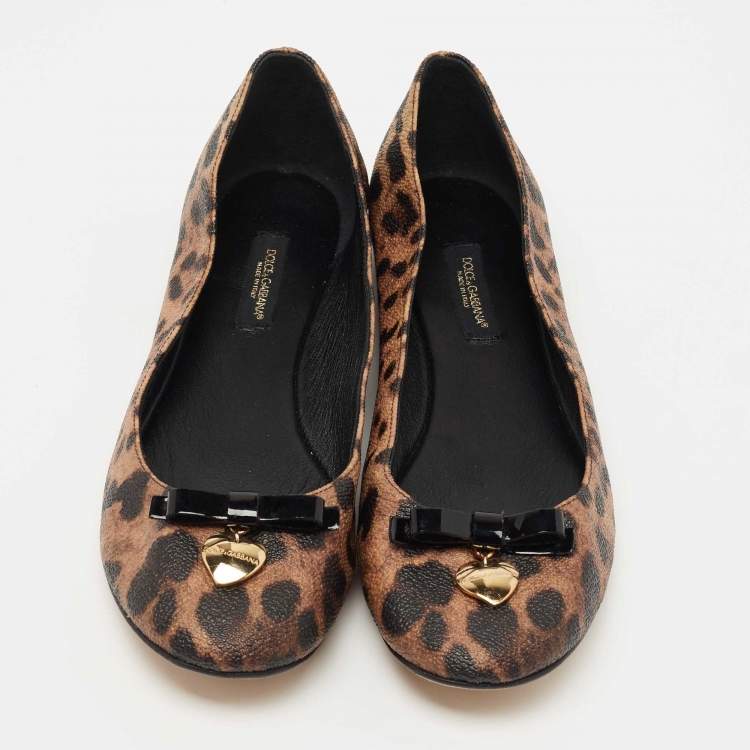 Pre Owned Dolce & Gabbana Brown/Black Leopard Print Coated Canvas Ballet Flats Size 36.5